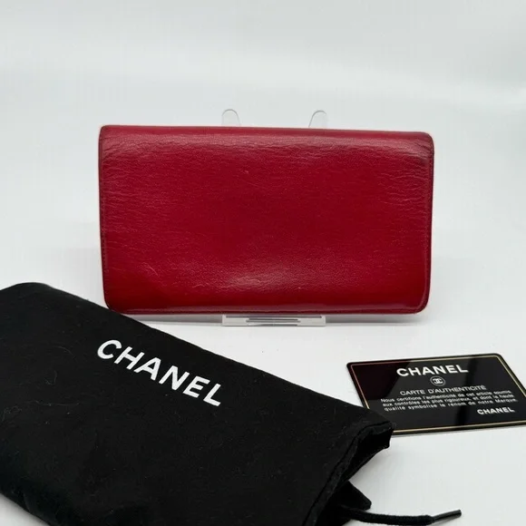Chanel Lambskin Wallet - Picture 4 of 6